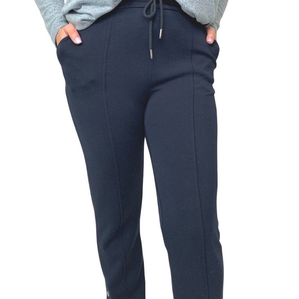 ⭐️Navy Jogger W/Snap Ankle Detail